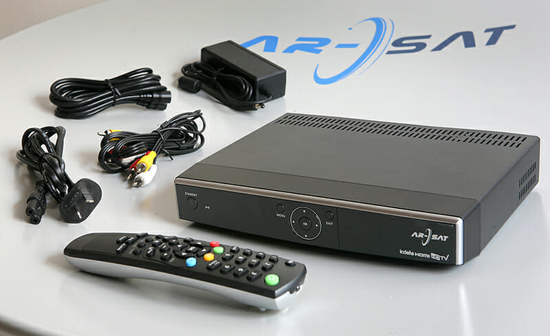Como instalar y configurar el kit satelital y el decodificador de la TV publica de Arsat