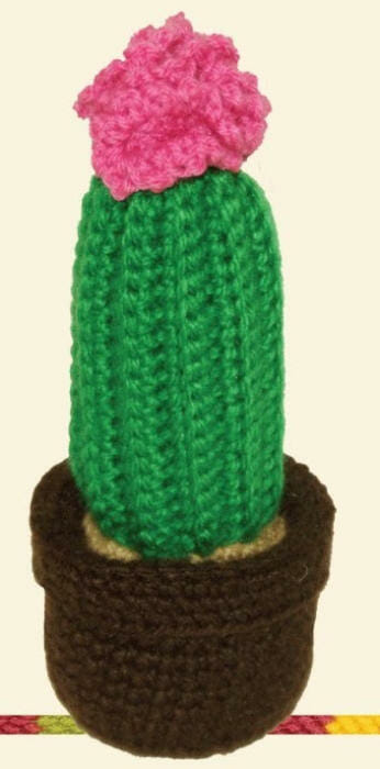 Cactus con flor tejido a crochet amigurumi